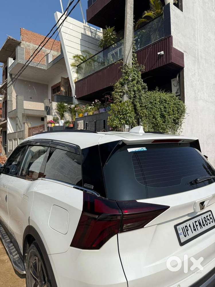 Mahindra Xuv700 2023 Petrol 31000 Km Driven