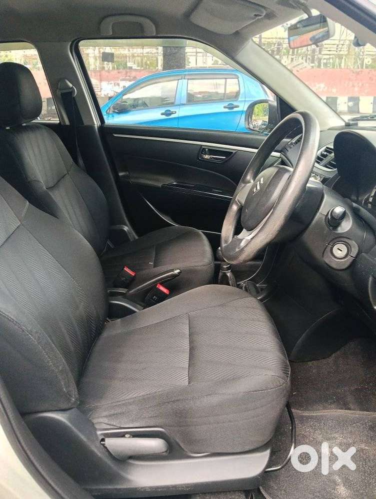 Maruti Suzuki Swift Vxi + Manual, 2012, Petrol