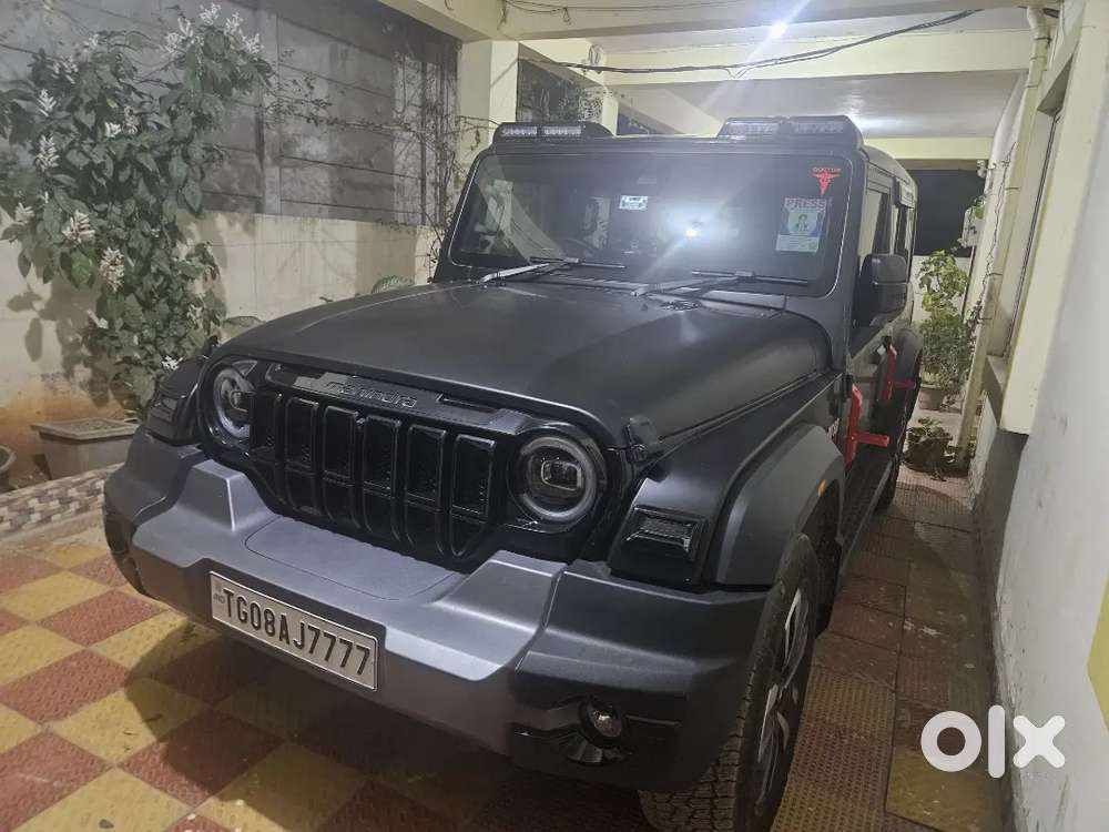 Thar Rox, Manual  Top End Model, Fully Loaded, Doctor Driven, Fancy No