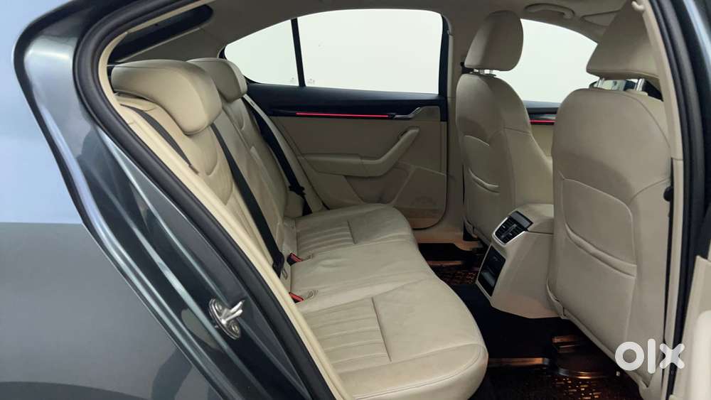Skoda Octavia 2.0 L K Tsi At, 2018, Petrol