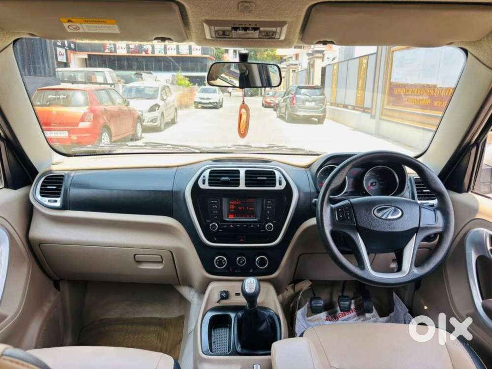Mahindra Tuv 300 T8, 2016, Diesel