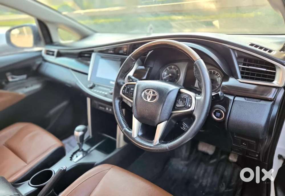 Toyota Innova Crysta 2.8 Zx At 7 Seater, 2019, Diesel