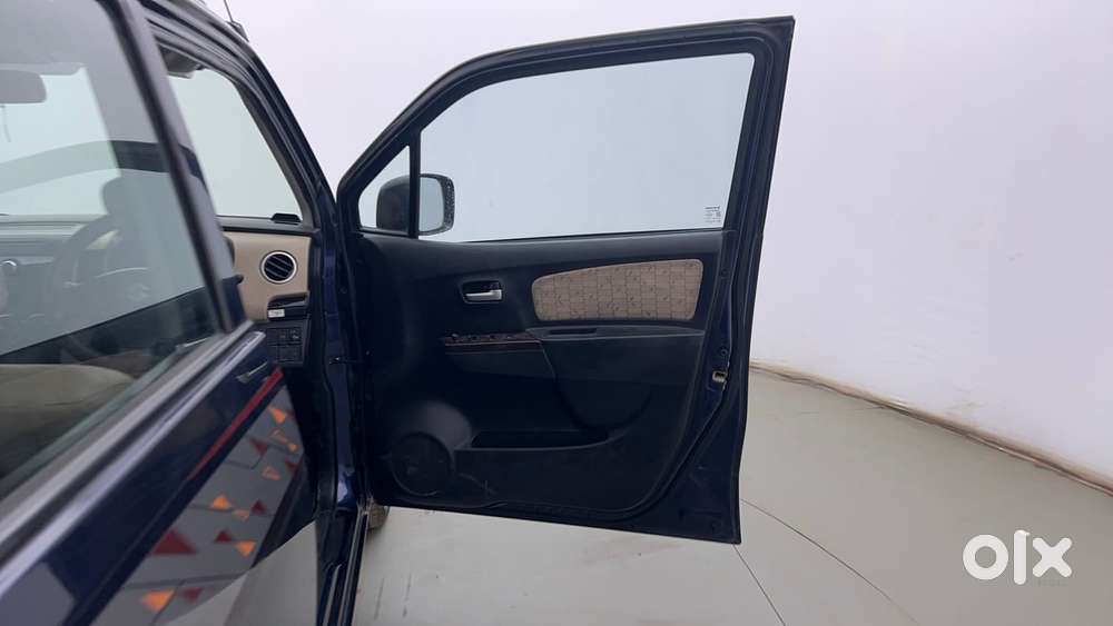 Maruti Suzuki Wagon R 1.0 Vxi Amt, 2018, Petrol