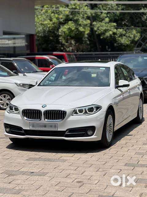 Bmw 5 Series 2.0 520i Luxury Line, 2016, Petrol