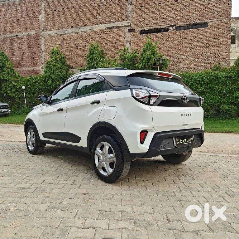 Tata Nexon 1.2 Revotron Xm, 2020, Petrol