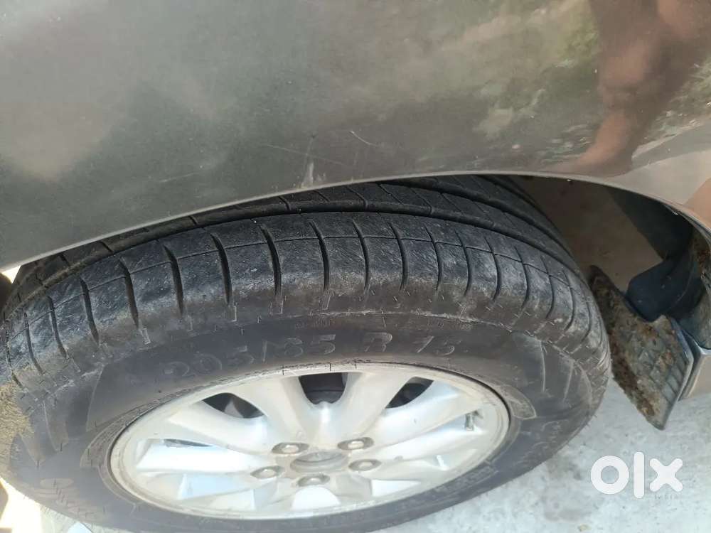 Toyota Innova Diesel Manual 2012 Model