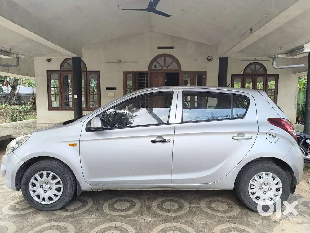 Hyundai I20 2011 Petrol 68648 Km Driven