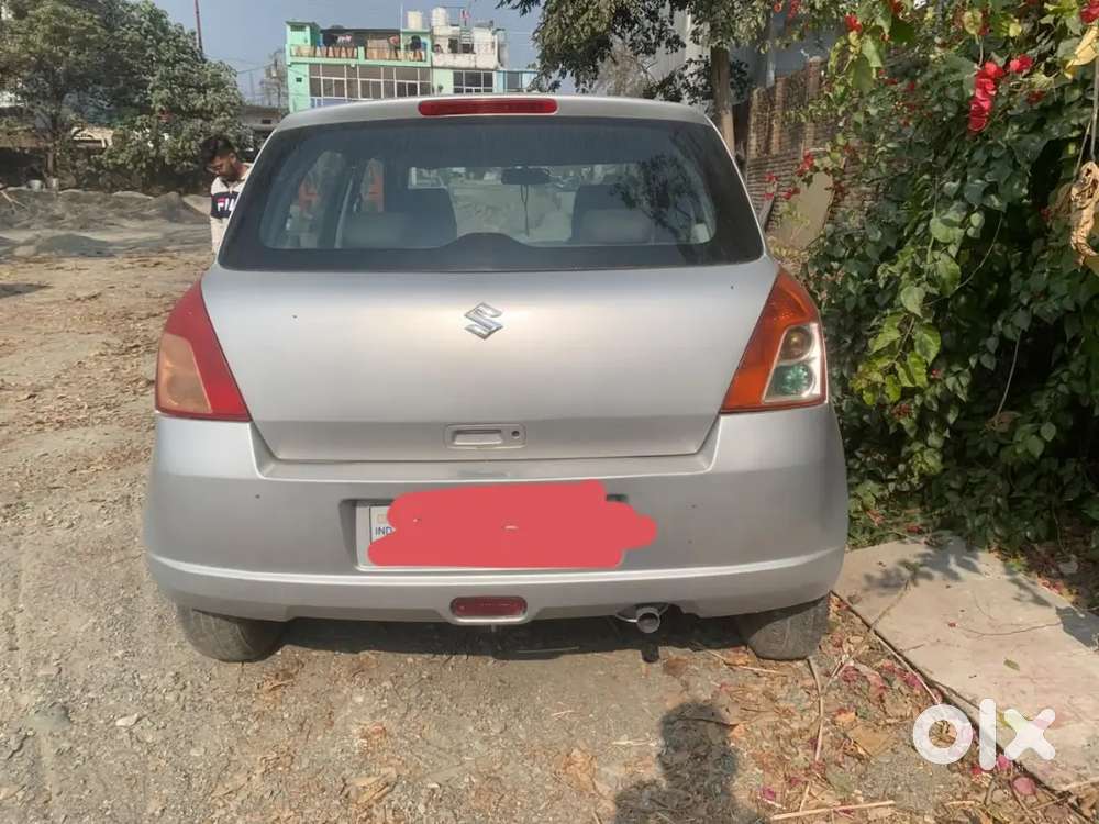 Maruti Suzuki Swift 2005 Petrol 61000 Km Driven
