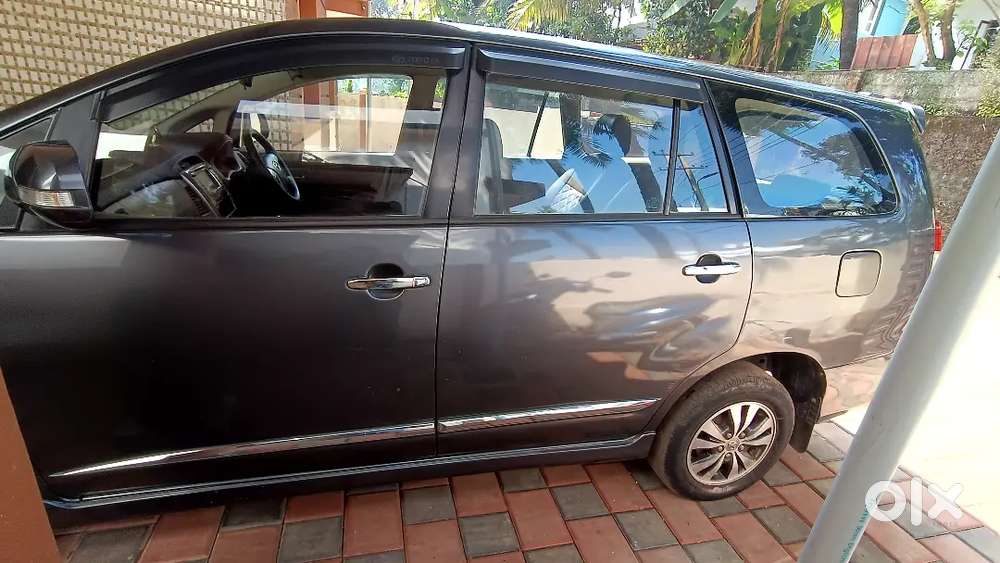 Toyota Innova 2015 Diesel 138000 Km Driven