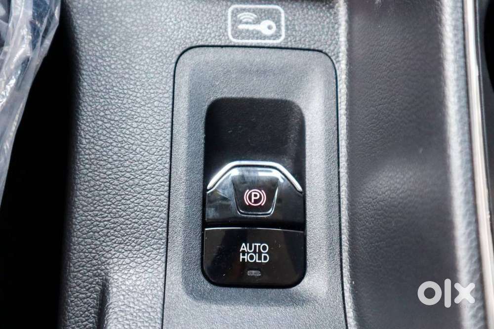 Mahindra Thar Roxx Ax7 L Petrol At 2wd, 2025, Petrol