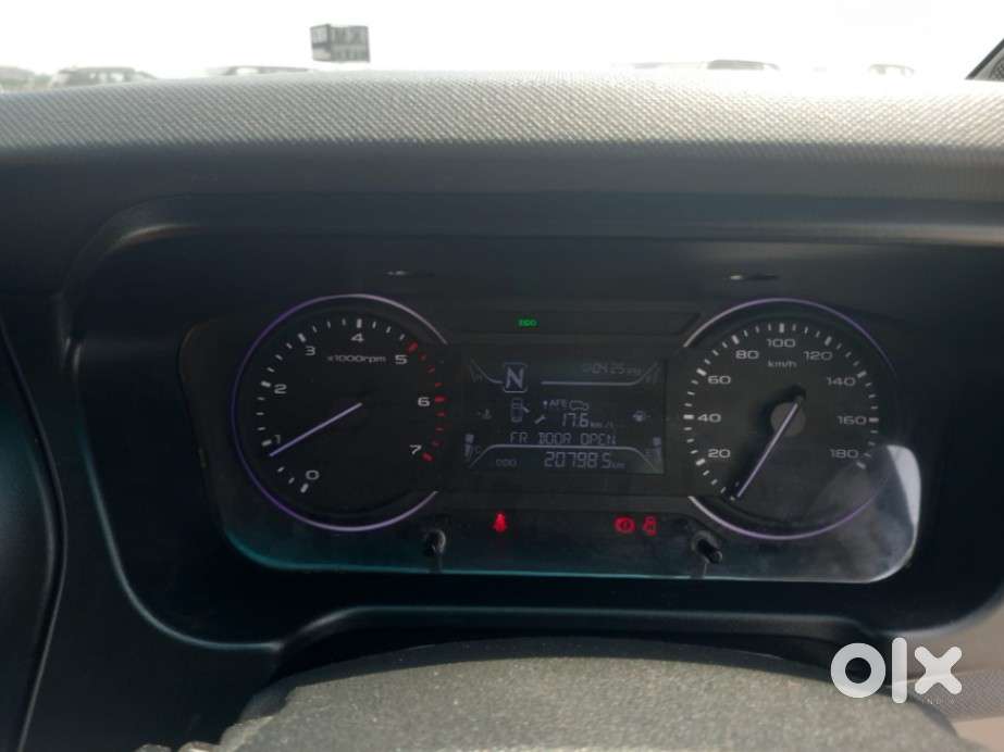 Mahindra Marazzo M4 8str, 2019, Diesel