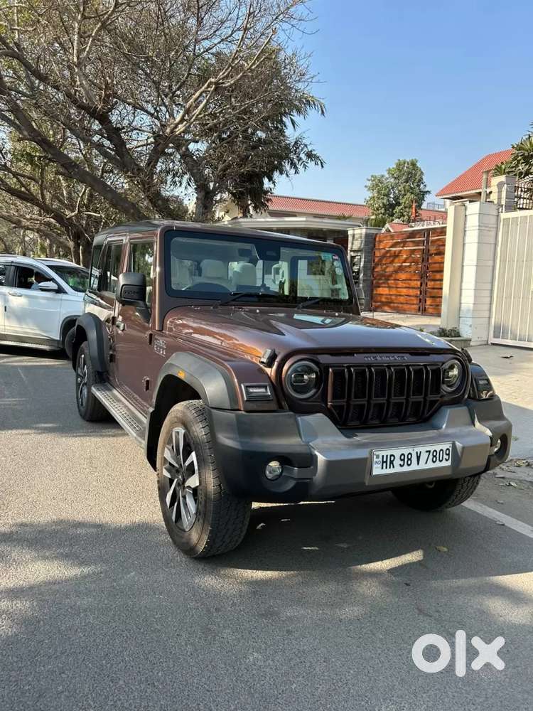 Mahindra Thar Roxx, 2025, Petrol