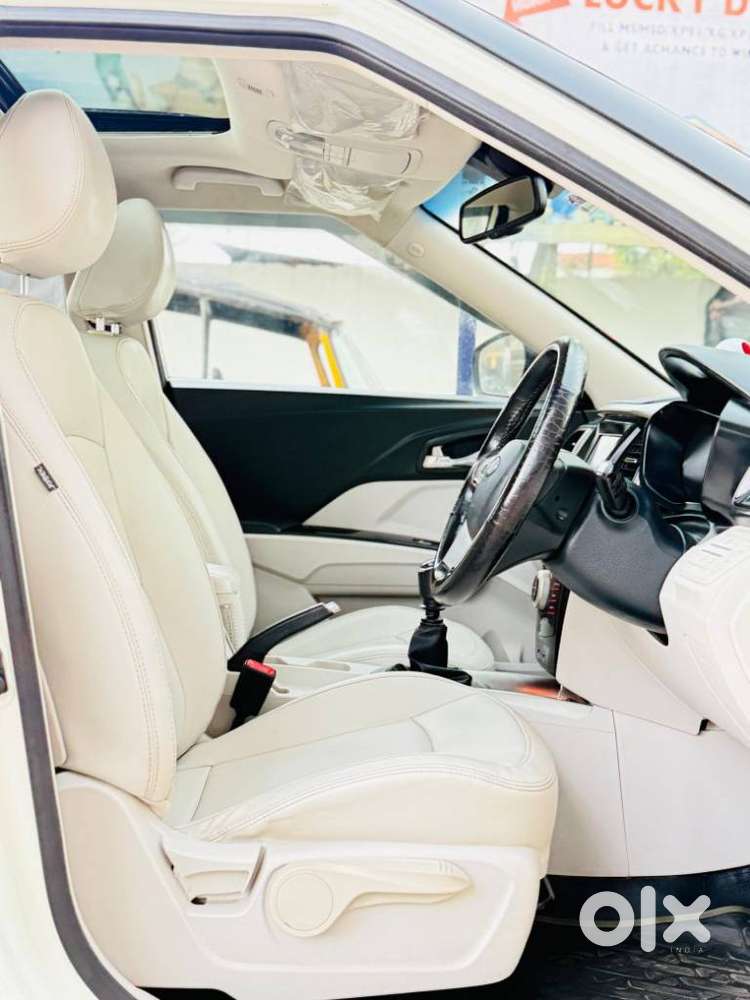 Mahindra Xuv300 W8 Option, 2022, Petrol