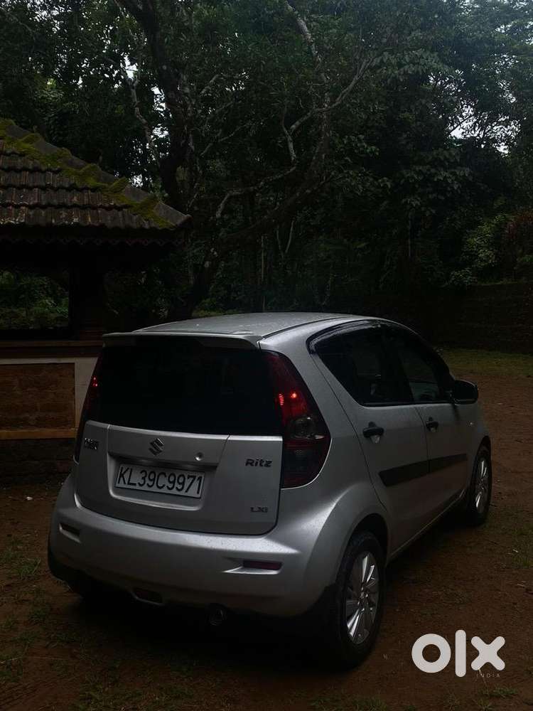 Maruti Suzuki Ritz 2011 Petrol Well Maintained