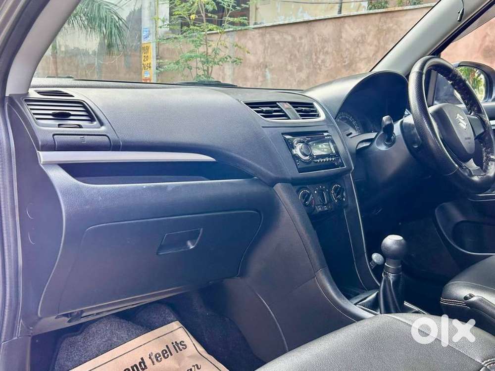 Maruti Suzuki Swift Lxi Option, 2017, Petrol