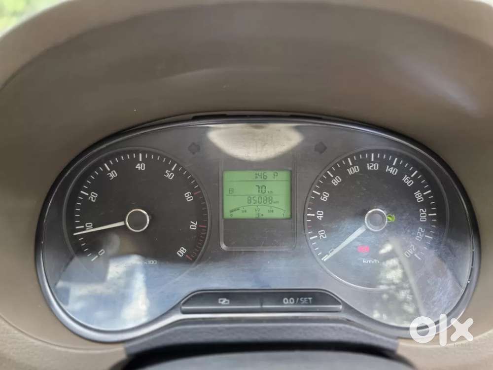 Skoda Rapid 1.6 Mpi At Elegance, 2012, Petrol