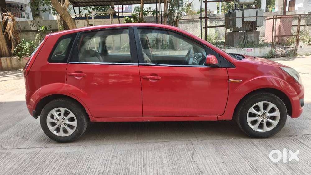 Ford Figo Petrol Zxi, 2011, Petrol