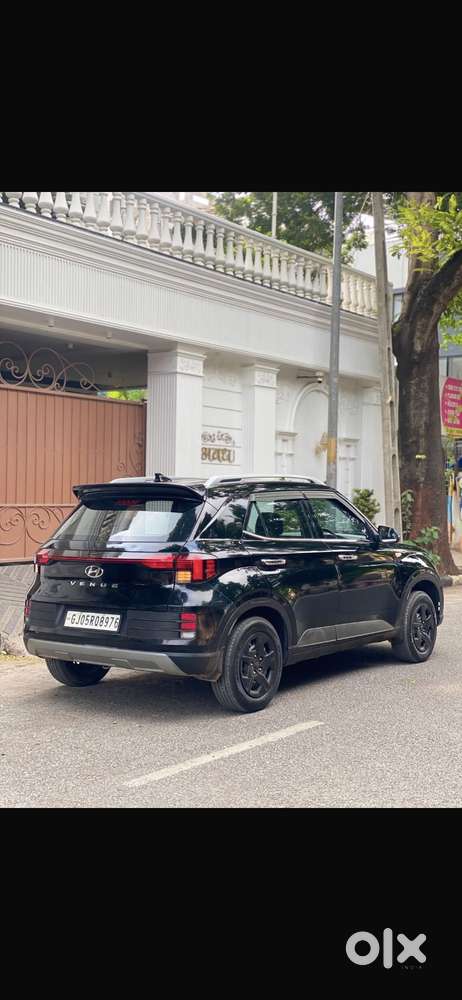 Hyundai Venue 1.2 S Plus, 2022, Cng & Hybrids