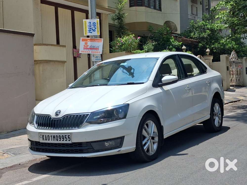 Skoda Rapid [2016-2020] 1.5 Style Plus Tdi At Black Package, 2017, D..