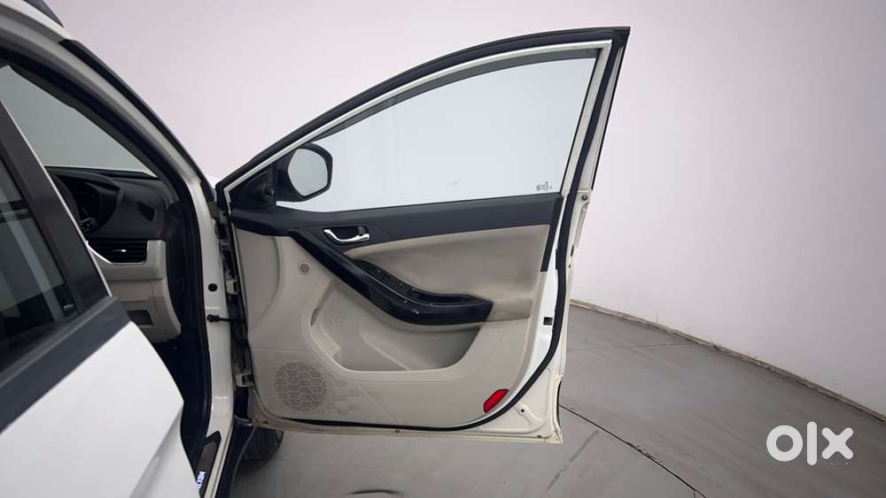 Tata Nexon 1.2 Revotron Xz Plus (o), 2021, Petrol