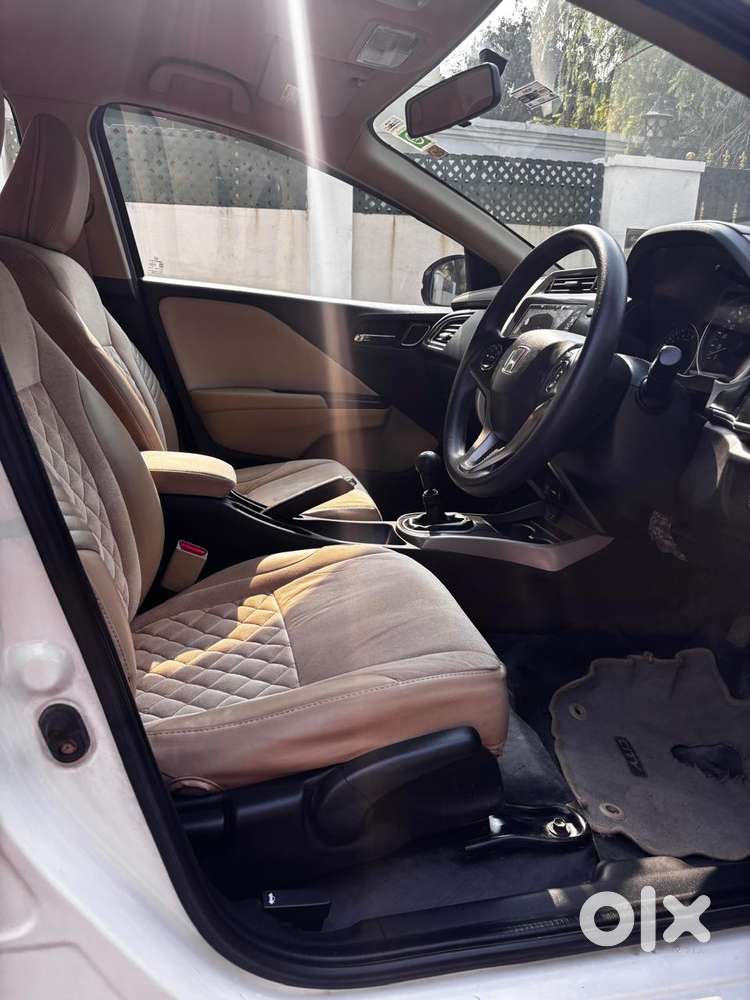 Honda City 2011-2013 V Mt Exclusive, 2017, Petrol