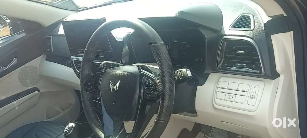 Mahindra Xuv 3xo 2024