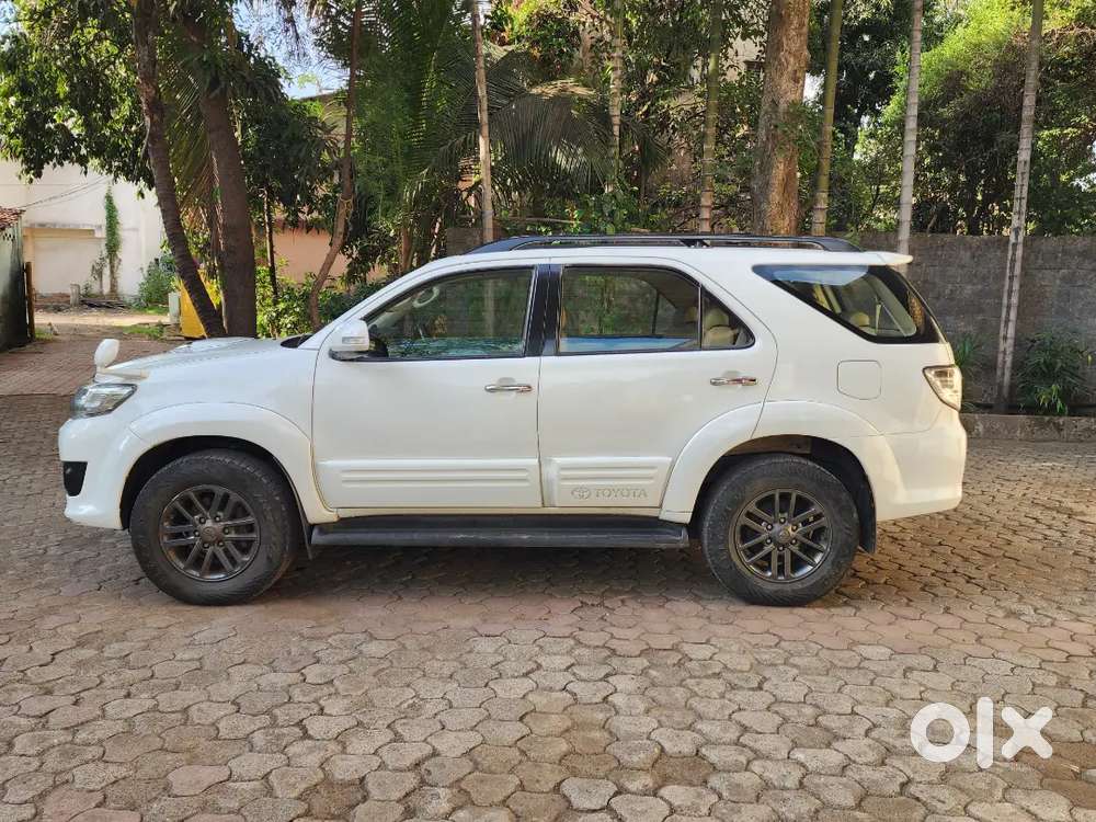 Toyota Fortuner Diesel At 2013