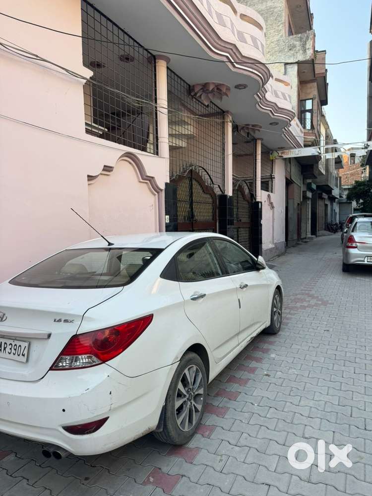 Hyundai Fluidic Verna 2013