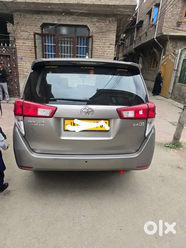 Toyota Innova Crysta 2019