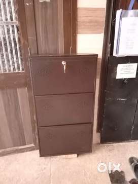 Shoe Rack in Andheri West Free classifieds in Andheri West OLX