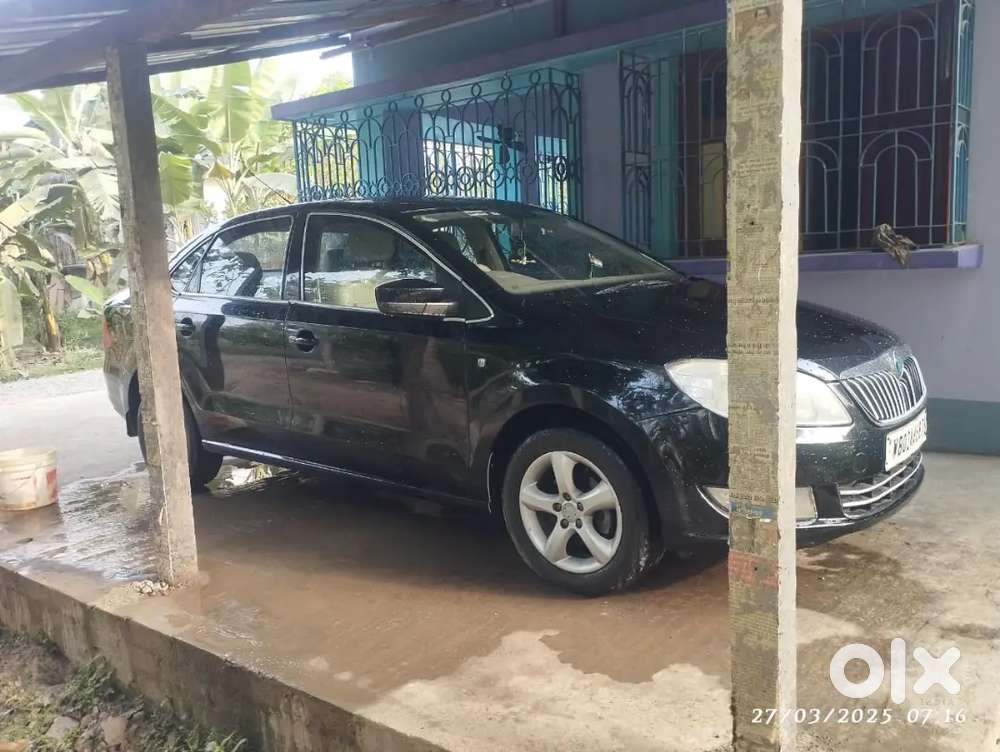 Skoda Rapid Elegance 2012 Manual Diesel