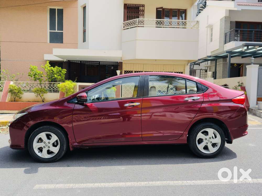 Honda City V Mt, 2015, Petrol