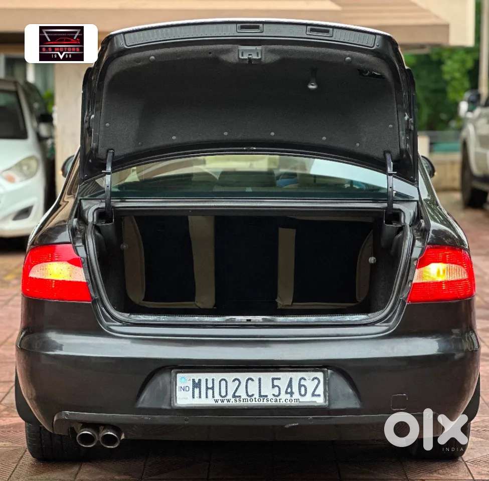 Skoda Superb, 2012, Petrol