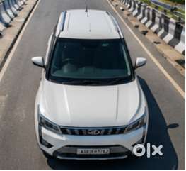 Xuv 300 W8 (o) Dsl Amt ( Dr`s Car )