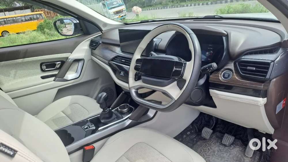 Tata Safari Accomplished Plus Dual Tone, 2024, Diesel