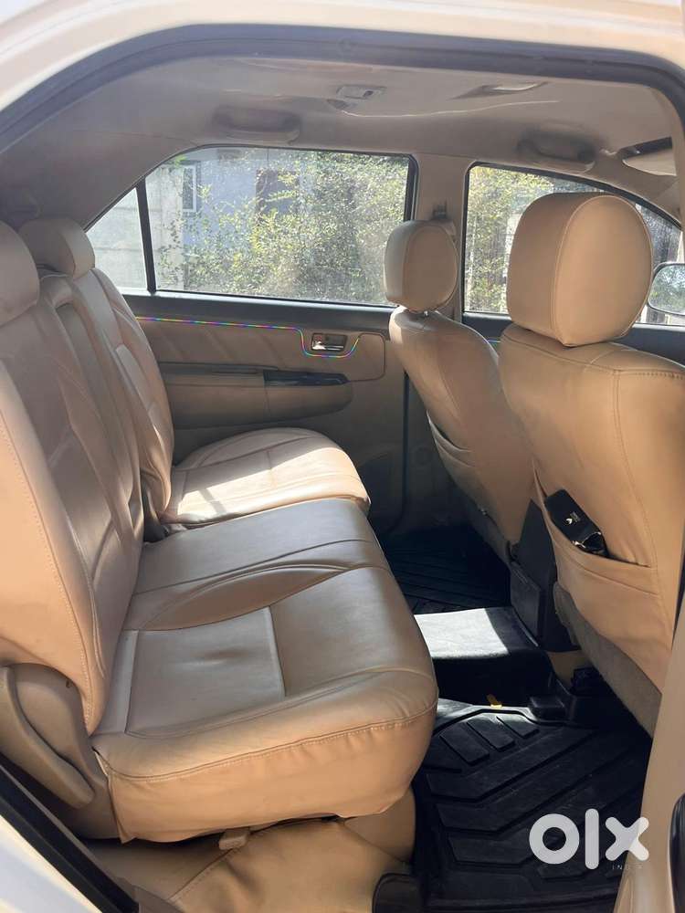 Toyota Fortuner 3.0 4x4 Manual, 2012, Diesel