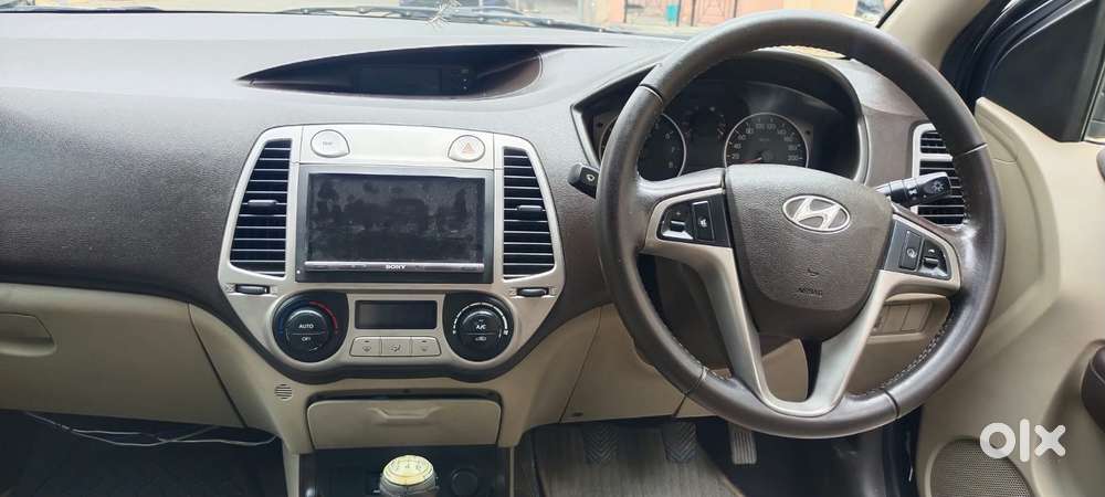 Hyundai I20 Sportz 1.2 Bs-iv, 2010, Petrol