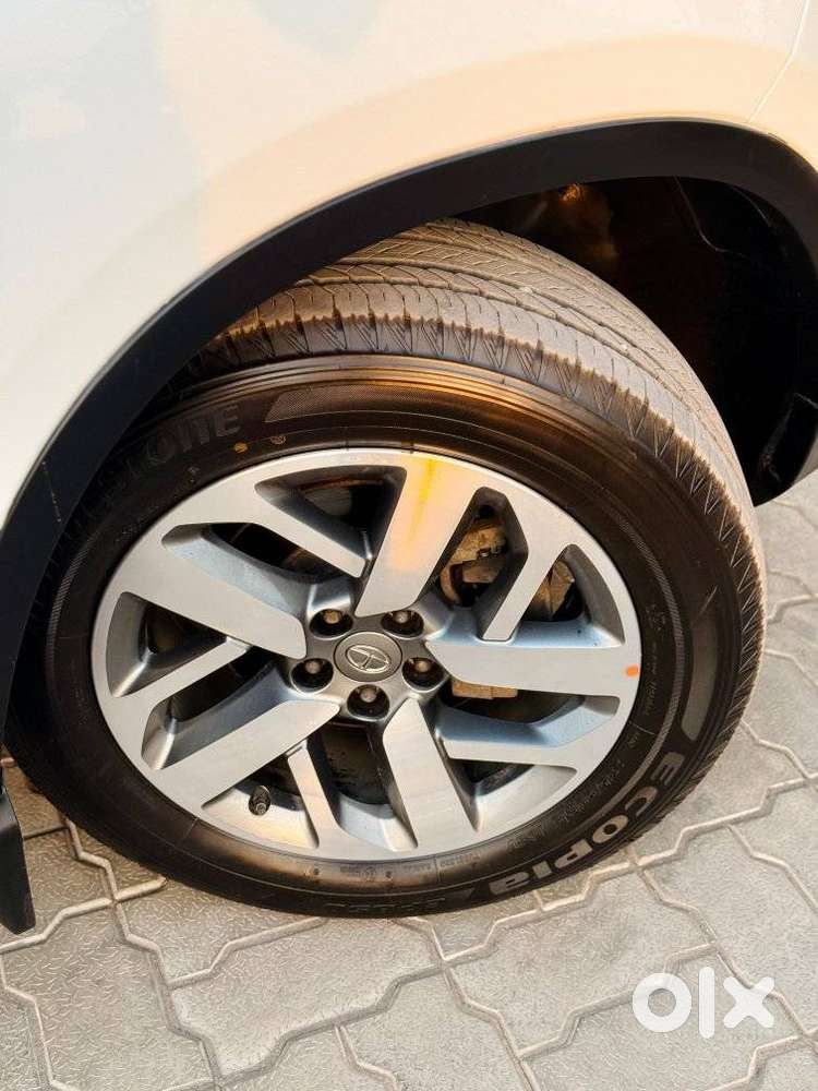 Tata Safari 2.0 Xz Plus Dark Edition, 2021, Diesel