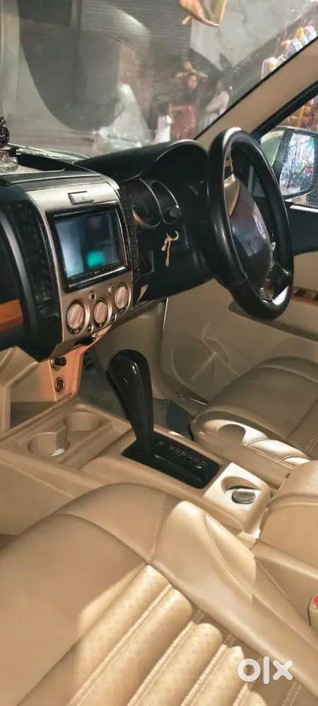 Ford Endeavour 2010 Diesel 4x4 At