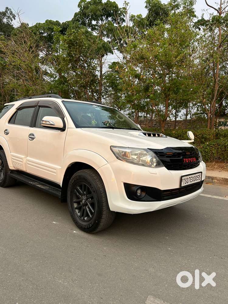 Toyota Fortuner Diesel 2015 Model