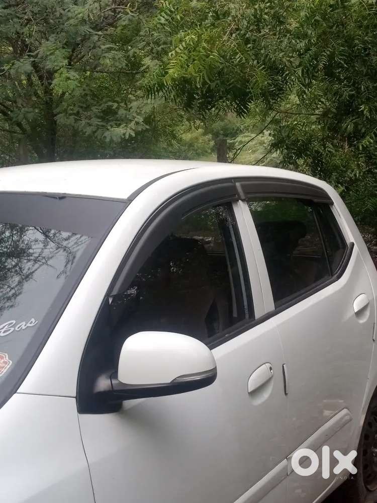 Hyundai I10 Sportz 2013 Petrol