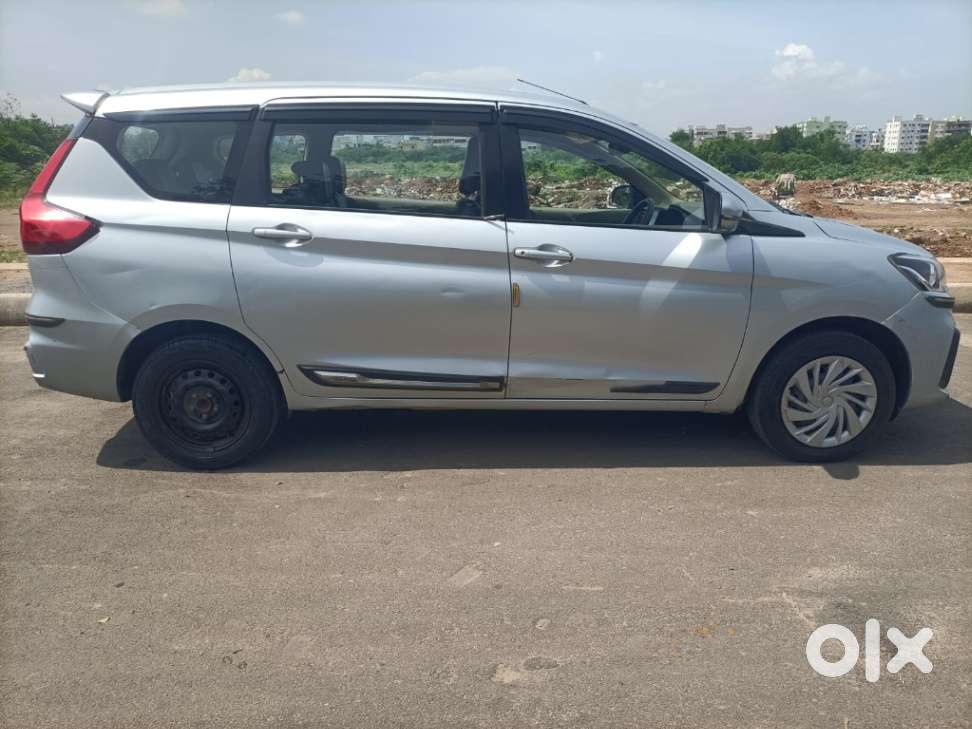 Maruti Suzuki Ertiga Vxi Shvs, 2022, Petrol