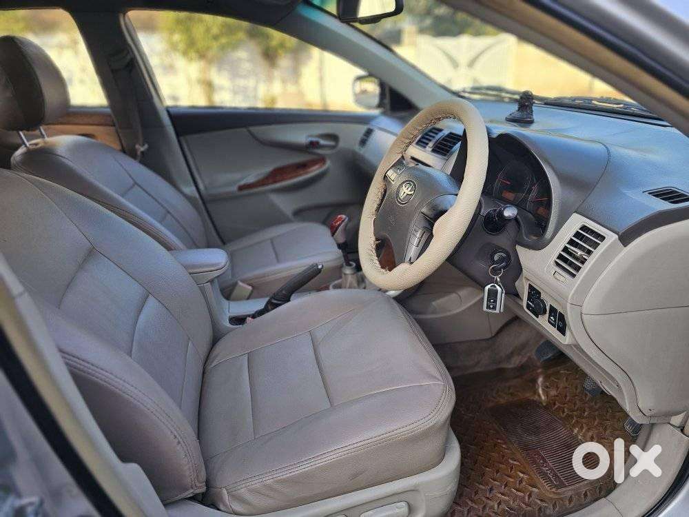 Toyota Corolla Altis 1.8 G Cng, 2010, Cng & Hybrids