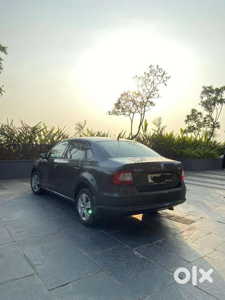 Skoda Rapid Petrol Manual 2017 Car