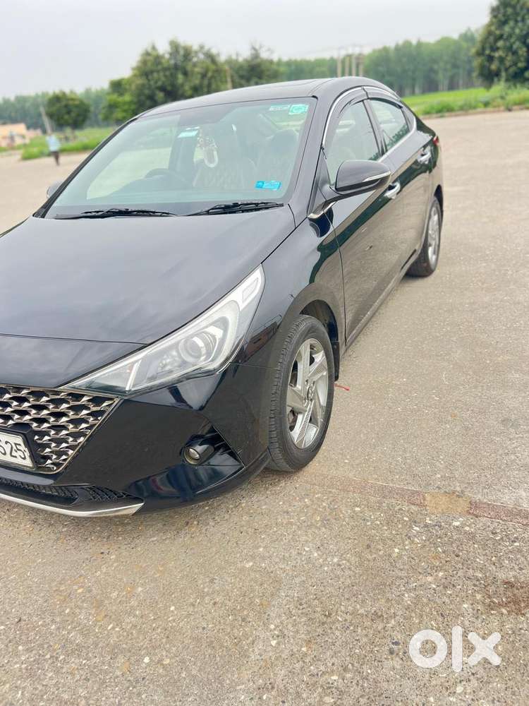 Hyundai Fluidic Verna