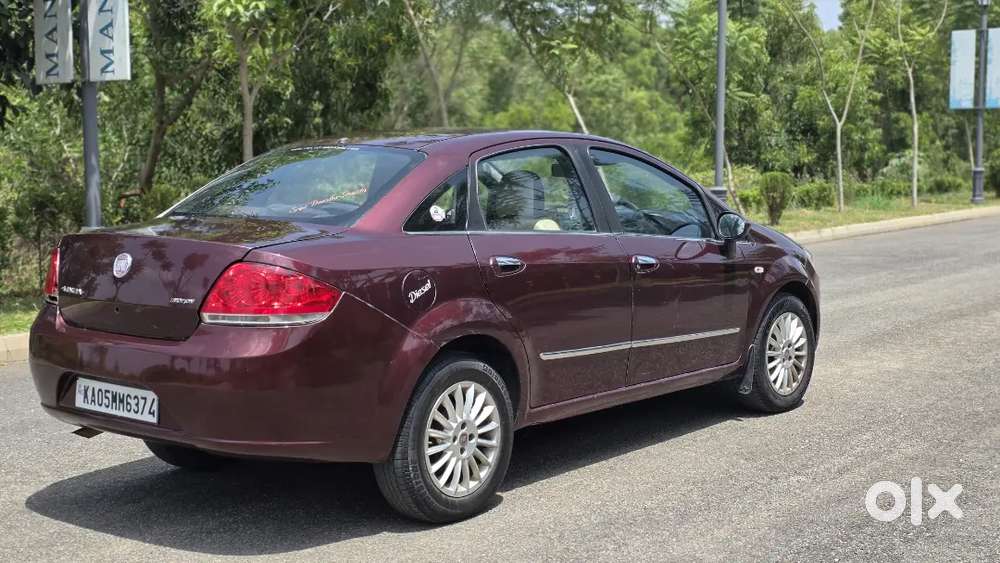 Fiat Linea Emotion 2013 Diesel Manual