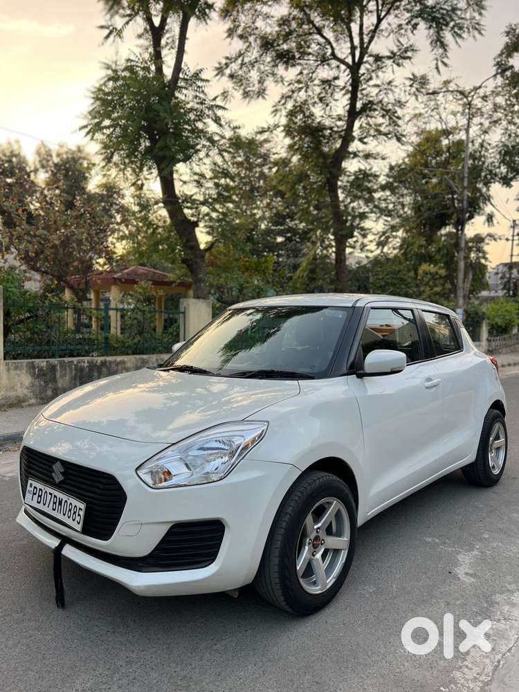 Maruti Suzuki Swift Vxi, 2018, Petrol