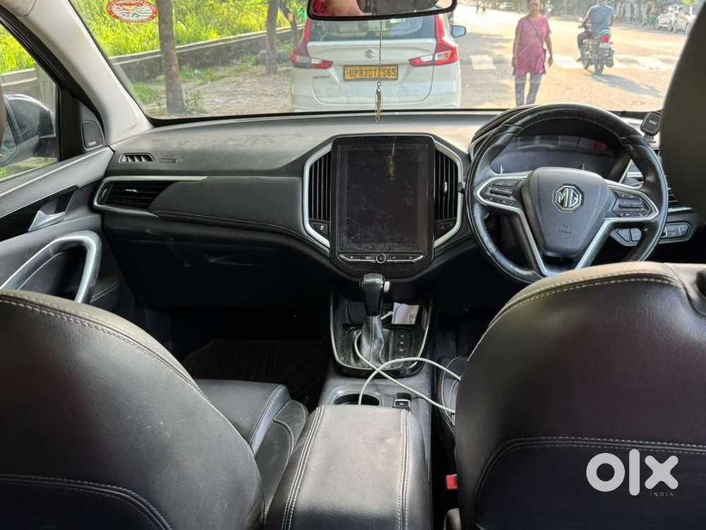 Mg Hector Automatic | Cng + Petrol | 1st Owner | 68,000 Km | Sunroof