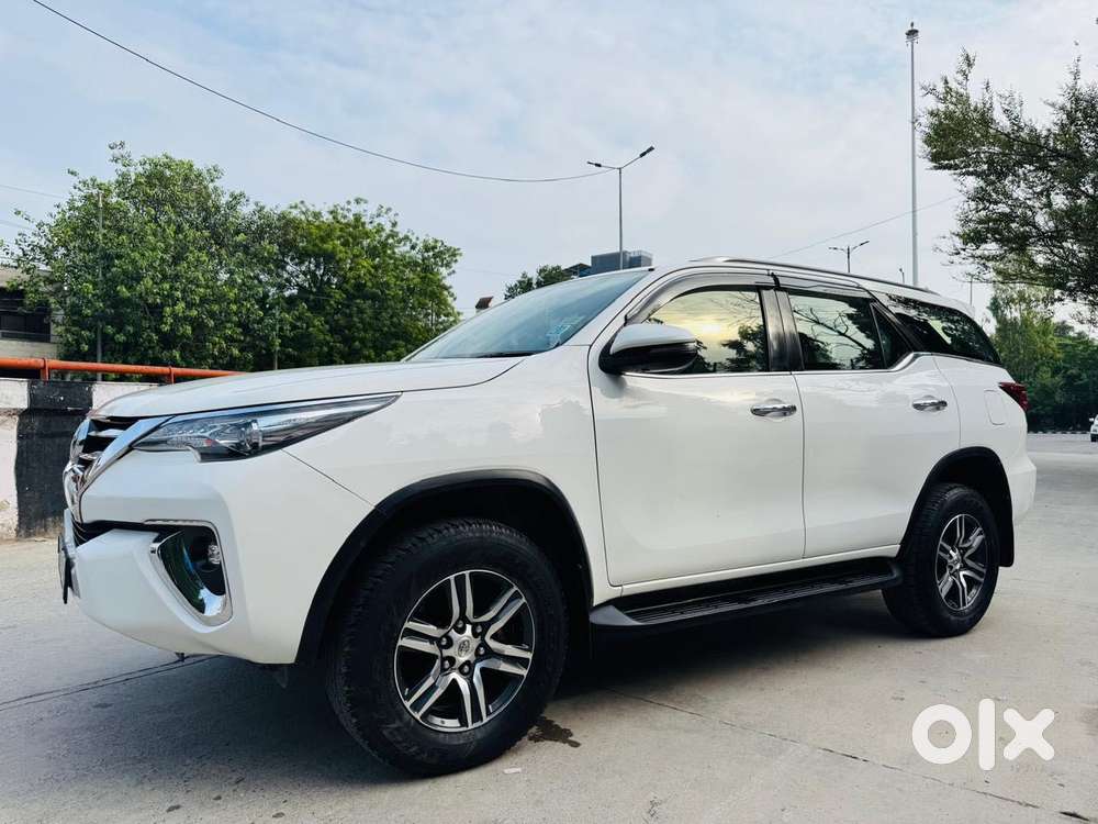 Toyota Fortuner 4x2 At 2.8 Diesel, 2020, Diesel