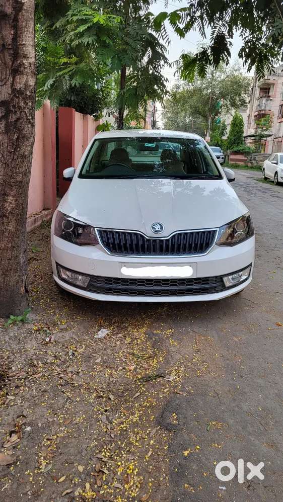 Sell Car Skoda Rapid Petrol Manual